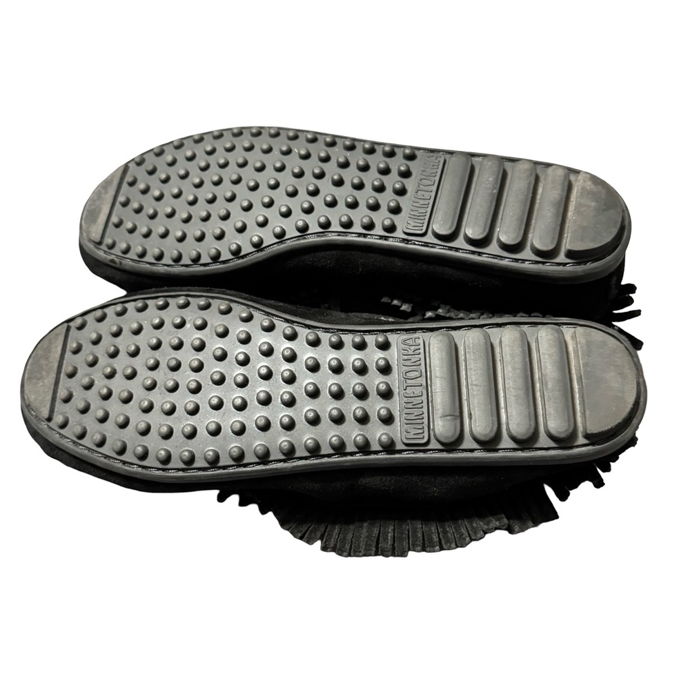 Minnetonka Genuine Suede Leather Black Soft Fringe Concho Moccasins size 8.5 - Picture 7 of 8